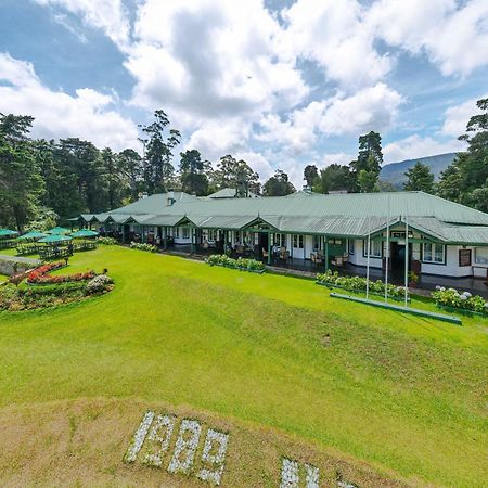 Готель Nuwara Eliya Golf Club Екстер'єр фото